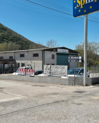 Capannone (deposito e commerciale) con piazzale
