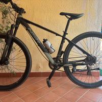Bici mountain bike nsr dotata di tutto