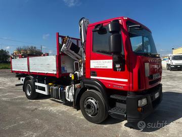 Iveco EUROCARGO 160E28 ribaltabile e gru