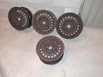  4 Cerchi in ferro 15 pollici 