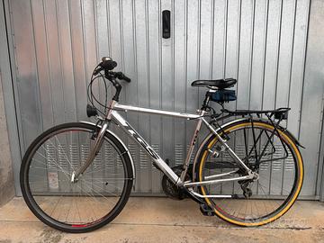 city bike accessoriata