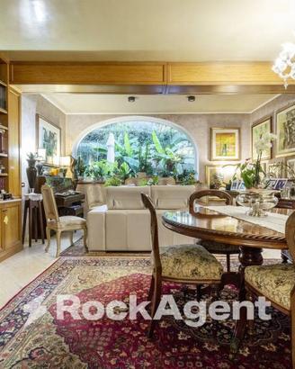 VILLA UNIFAMILIARE SIGNORILE FRASCATI