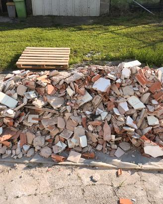 Rovinacci da ristrutturazione