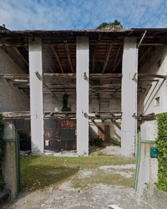 Rustico con grande potenziale - da ristrutturare