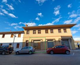 Negozietto a Morsano