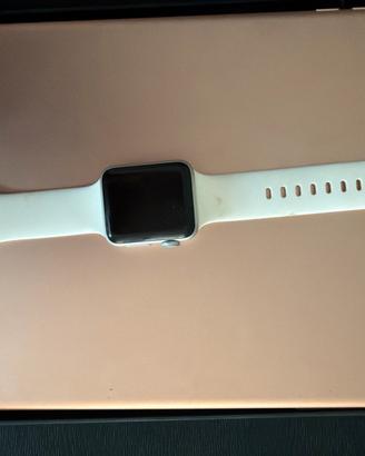 APPLE WATCH SERIES 3