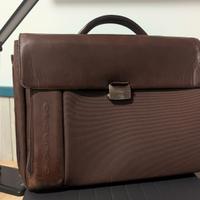 Borsa Piquadro P16 in pelle e tessuto