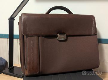 Borsa Piquadro P16 in pelle e tessuto