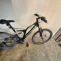bicicletta MTB 