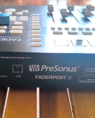 PreSonus FaderPort 8 controller DAW -roma