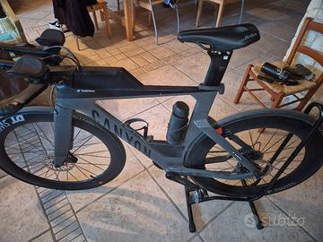 Bici  Crono Canyon  CF Disc