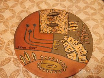 piatto decorativo in ceramica 