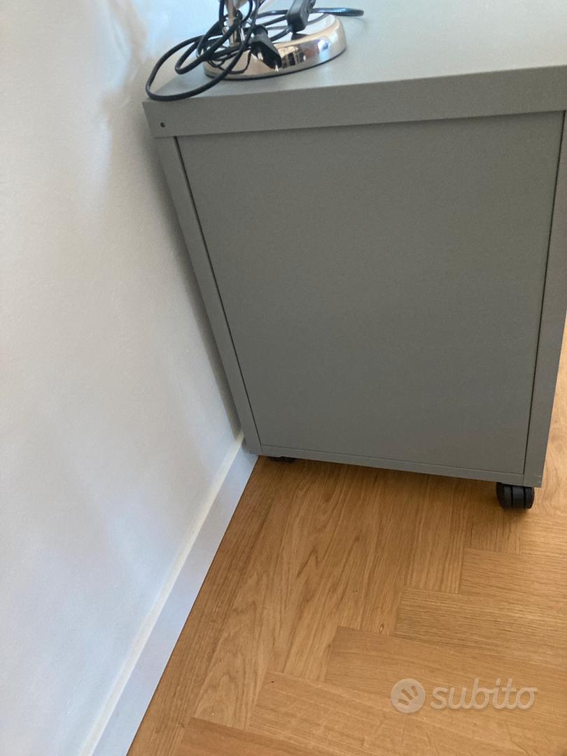 Cassettiera con rotelle in metallo, grigio, ikea - Arredamento e Casalinghi  In vendita a Bologna