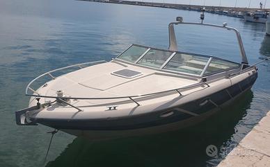 Barca Glaston Barracuda