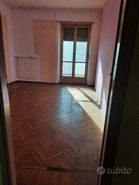 Appartamento comodo linea 13