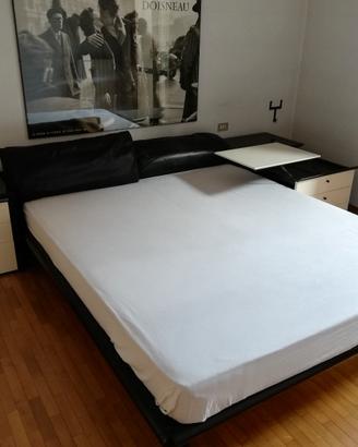 letto con comodini senza materasso 