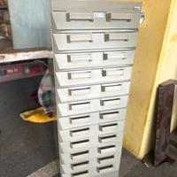 Cassettiera Olivetti Synthesis