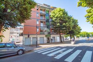 4 LOCALI A RIETI