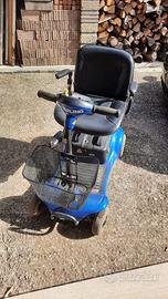 Motorino per anziani