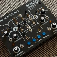 Herbs and stones - Solid Felt