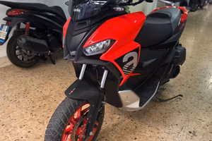 Aprilia SR GT 125 - 2023 solo 9600km