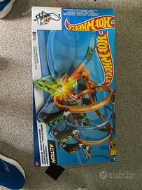Pista Hot Wheels schianti rotanti FTB65