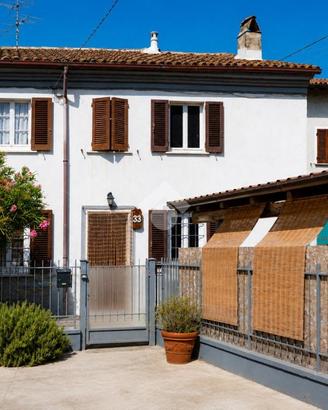 CASA DI CORTE A STRADELLA