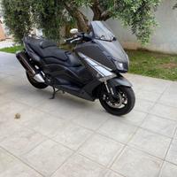 Yamaha tmax 530 anno 2016