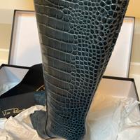 Stivali coccodrillo mai usati