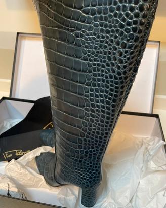 Stivali coccodrillo mai usati