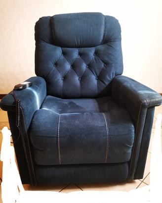 Poltrona relax sollevabile motorizzata