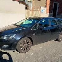Opel Astra J Sports Tourer
