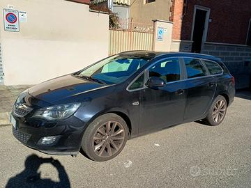 Opel Astra J Sports Tourer