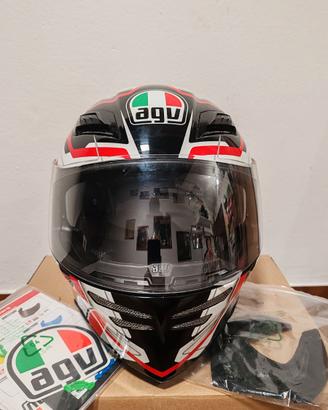 Casco in fibra AGV