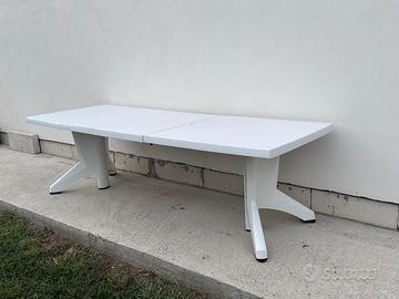 Tavolo da giardino per pranzi - cene