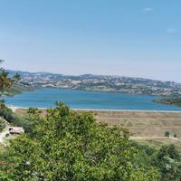 In Campolattaro (BN) appartamenti e terreni