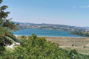 In Campolattaro (BN) appartamenti e terreni