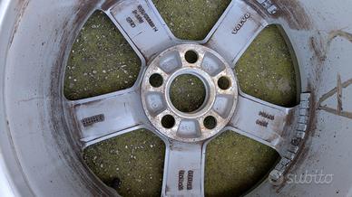 4 RUOTE VOLVO CERCHI LEGA 7JX16X50