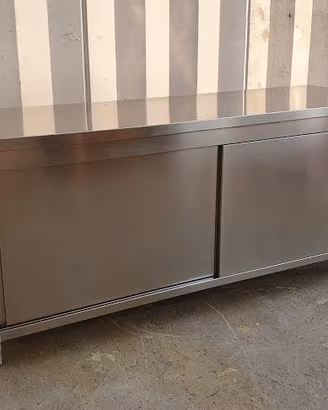 STOCK ATTREZZATURA PER RISTORANTE PIZZERIA BAR PUB