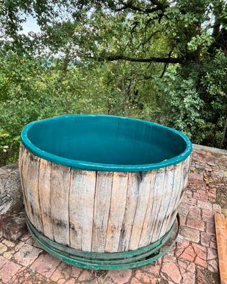 MINI PISCINA DI LUSSO REALIZZATA IN ANTICA BOTTE