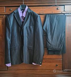 Completo elegante uomo 