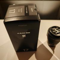 Olympus zuiko 17 mm f1. 2 pro