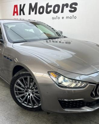 MASERATI Ghibli L4 330 CV MHEV