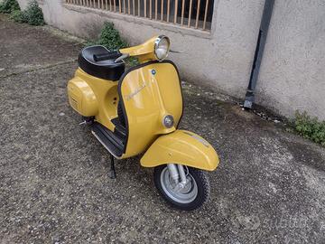 Vespa 50