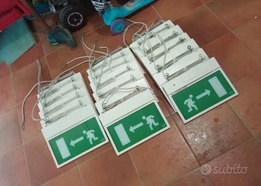 Tabelle Insegne Luminose Uscita Di Sicurezza 