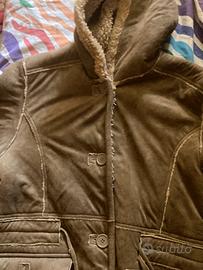 Montone con cappuccio Parka Cappotto firmato