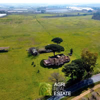 Terreno agricolo 51 HA con 1.000 mq di fabbricati