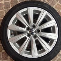 4 cerchi originali Volkswagen + gomme estive