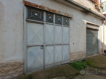 Garage o deposito di 60 mq Palma Campania