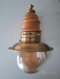 lampada applique legno e ottone